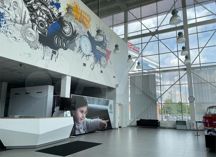 Автосалон с ремзоной на Варшавском шоссе, 6160 м²