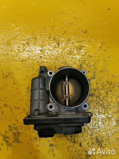 Дроссельная заслонка Nissan X-Trail T31 MR20DE