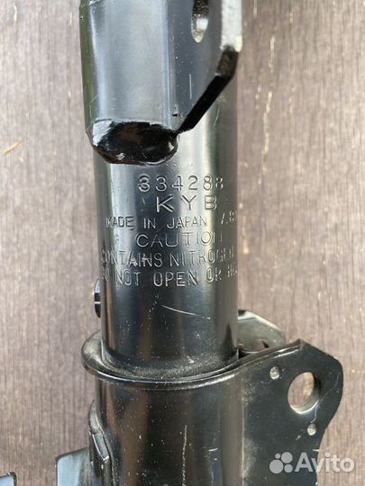 Амортизатор задний правый Toyota Corona/Caldina