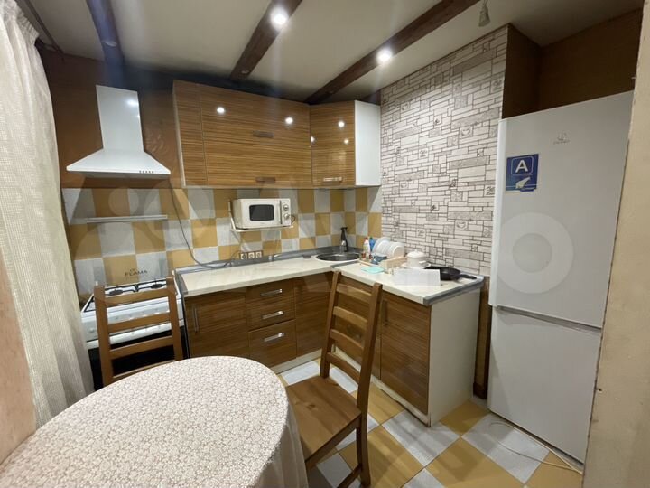 2-к. квартира, 42 м², 1/5 эт.