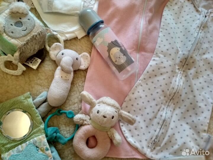 Игрушки вещи для новорожденного пакетом