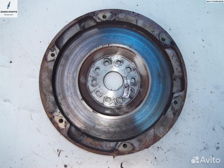 Маховик 90502914 на Opel Vectra B