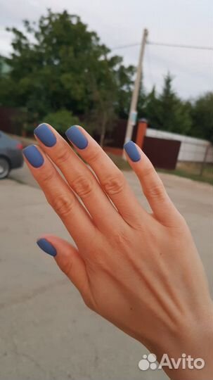 Педикюр с покрытием лаком