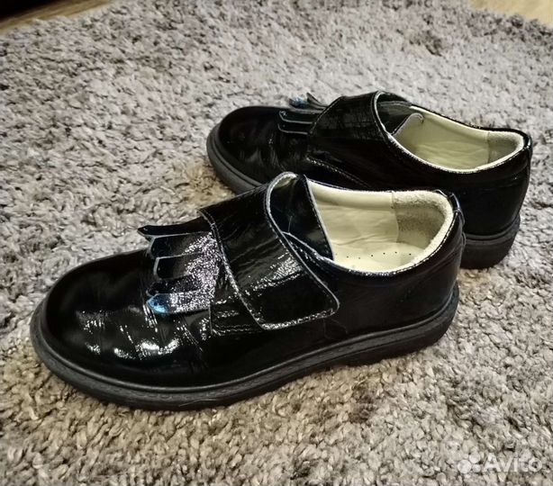 Полуботинки из натуральной лаковой кожи тм iridis