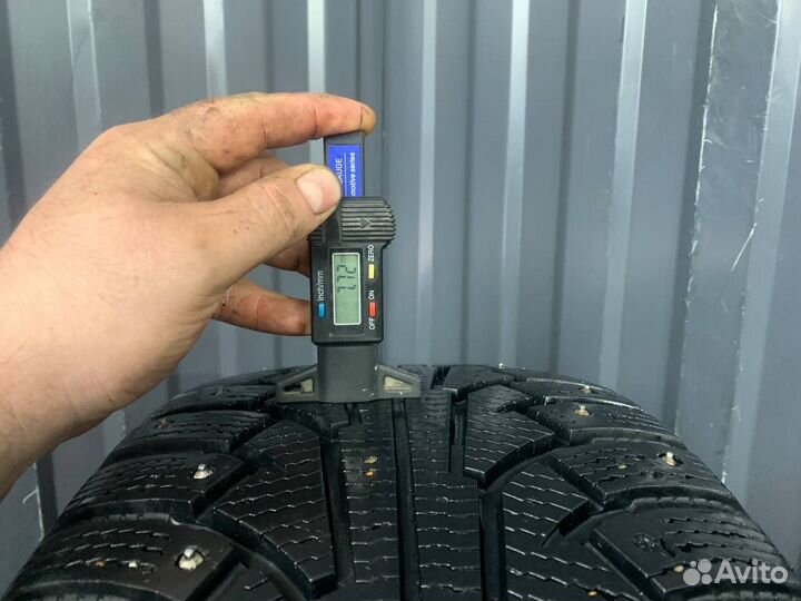 Nokian Tyres Hakkapeliitta 5 SUV 225/60 R19 107T