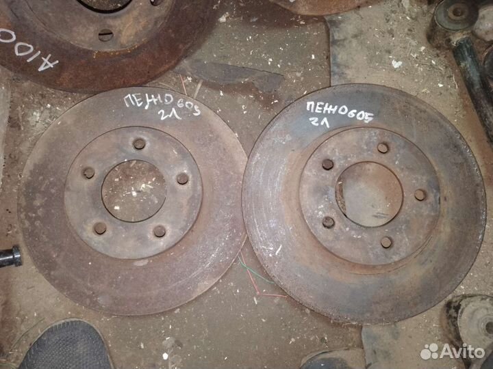 Диск тормозной передний Peugeot 605