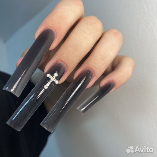 Наращивание ногтей