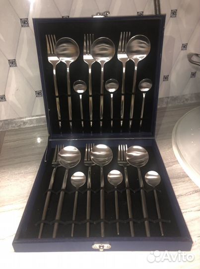 Набор столовых приборов