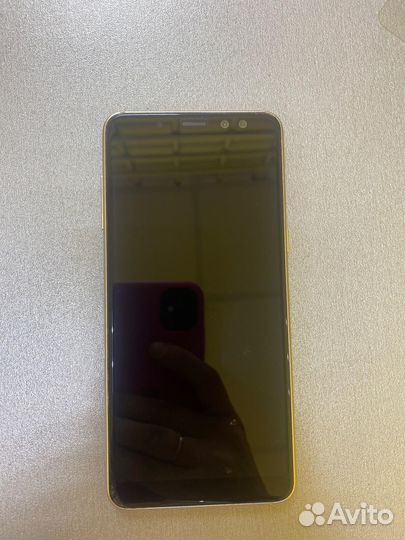 Samsung Galaxy A8 (2018), 4/32 ГБ