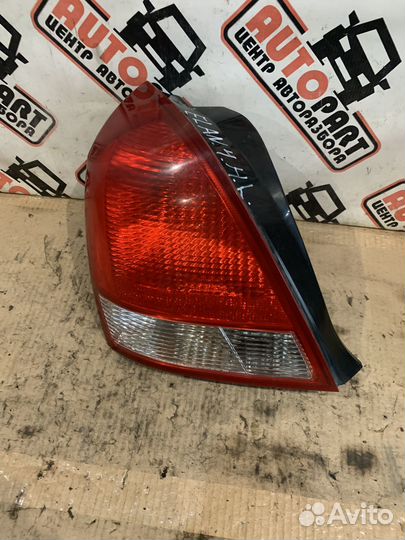 Фонарь задний левый Hyundai Elantra XD