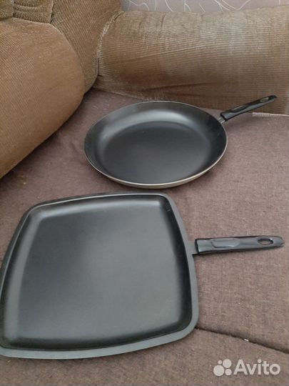Сковорода 2 штуки