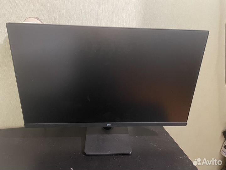 Монитор 27 дюймов