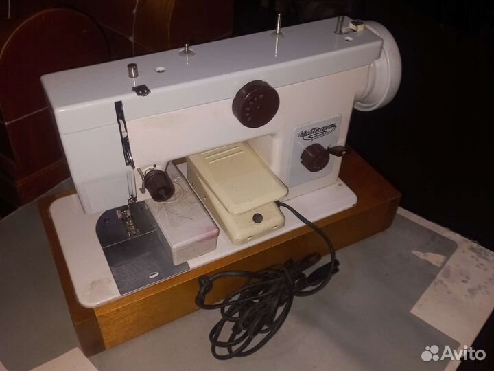 Швейная машинка