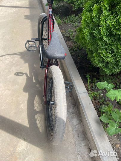 Трюковой велосипед BMX