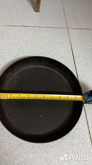 Чугунная сковорода