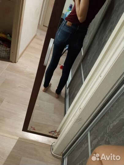 Джинсы женские заниженные