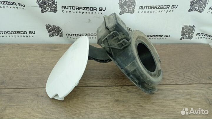 Лючок топливного бака Peugeot 308 хетчбек EP6 1.6