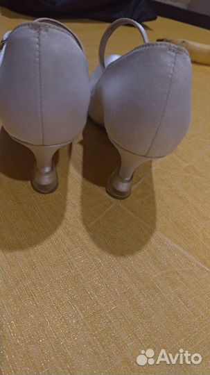 Туфли для бальных танцев