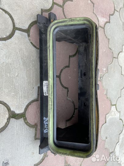 Корпус воздушного фильтра Renault Trafic 2