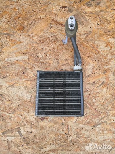 Радиатор кондиционера салонный Audi A6 C5 рестайли