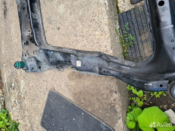 Подрамник передний Nissan X-Trail T31 MR 20 2008