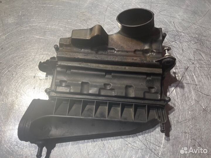 Корпус воздушного фильтра Mercedes Clk C209 OM642