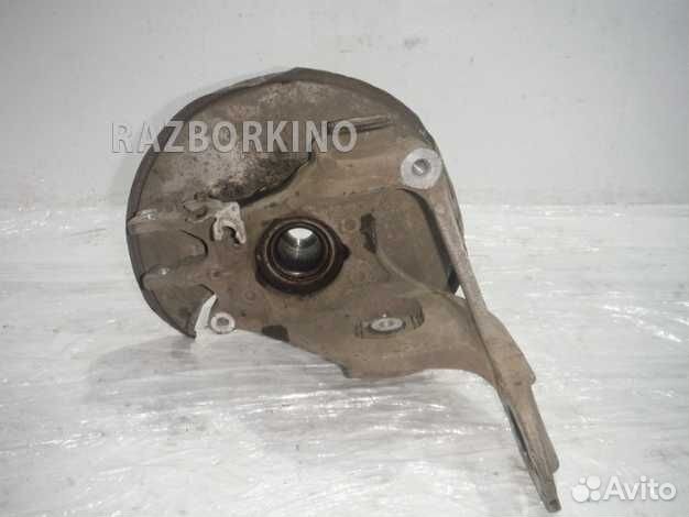 Кулак задний правый Ауди