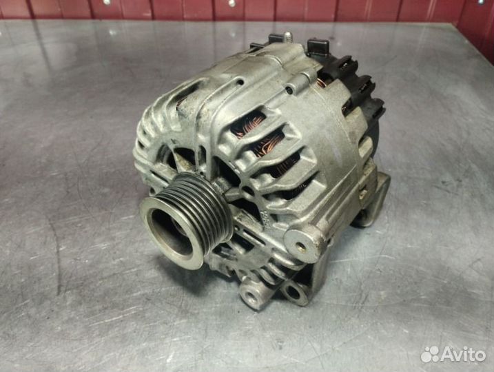 Генератор Bmw X5 E70 N62B48B 2007