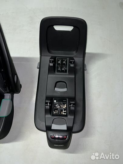 Автокресло recaro