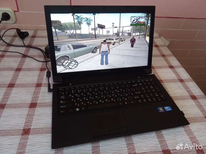 Отличный Lenovo для работы и не только