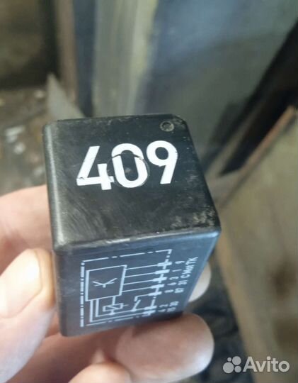 Реле 409 для автомобилей семейства vag