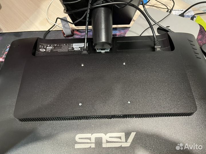 Монитор Asus