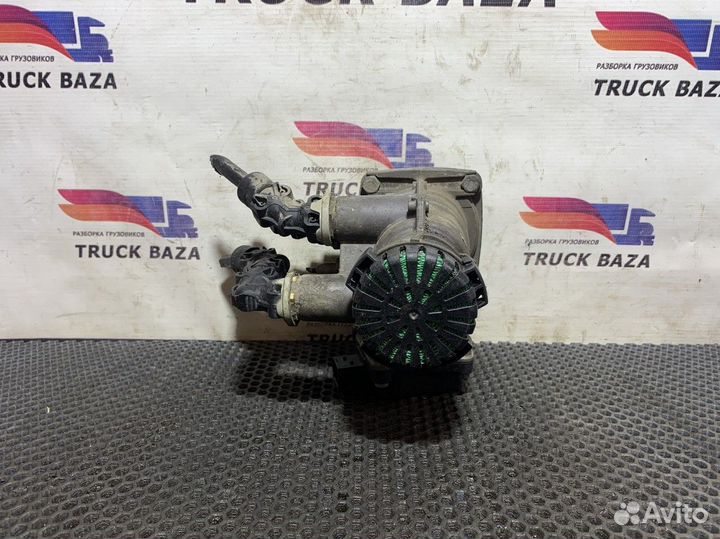 7421327357 Кран управления тормозами прицепа