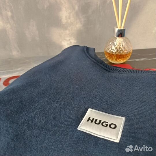 Hugo boss свитшот