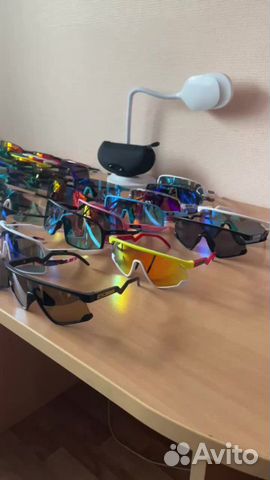 Новые солнцезащитные очки Oakley