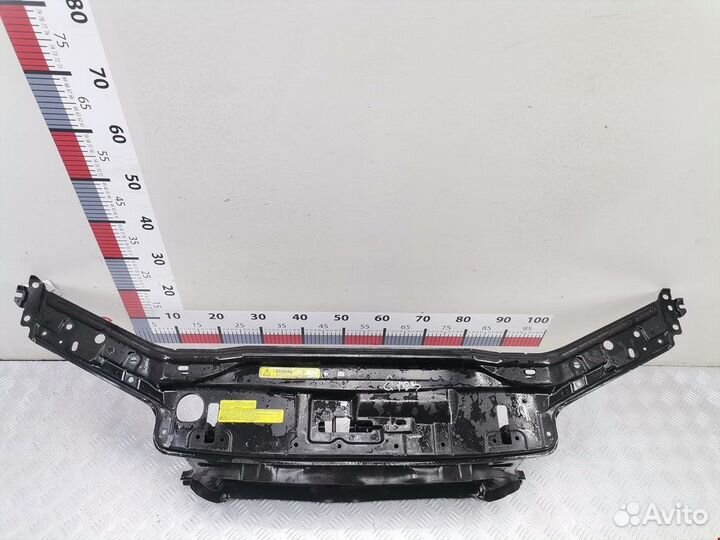 Панель передняя (телевизор) для Volvo S60 1