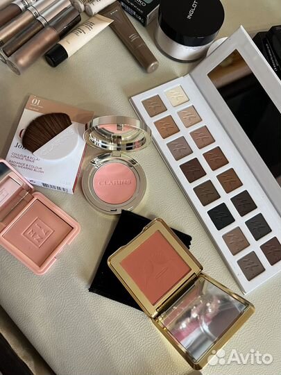 Набор косметики для визажиста