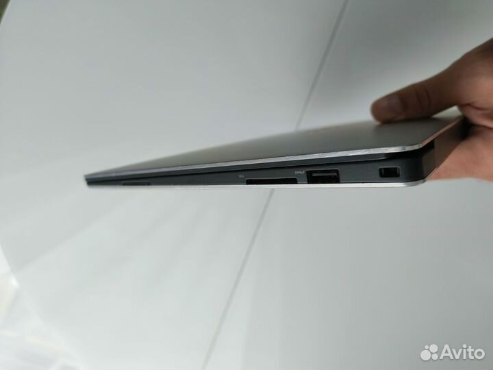 Dell XPS 13 Ноутбук Ультрабук