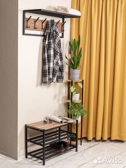 Вешалка настенная с полкой