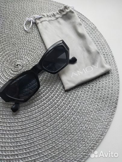 Солнцезащитные очки женские