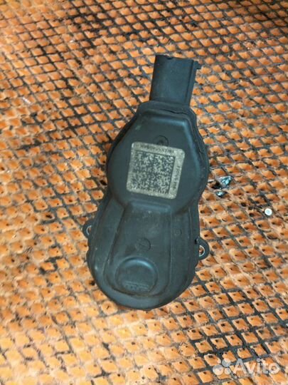 Моторчик стояночного тормоза задний Audi A6 C7 C7