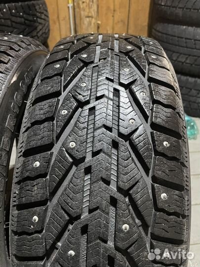 Kormoran Stud 2 205/55 R16 94T