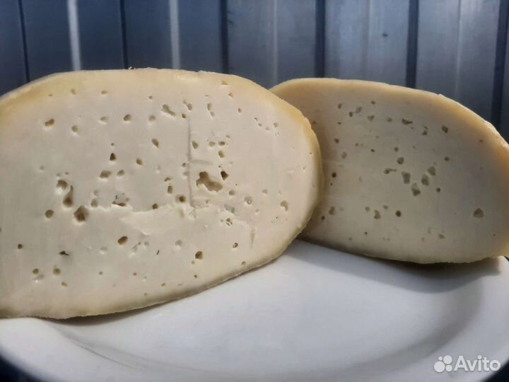 Молочная продукция, сыр домашний, молозиво