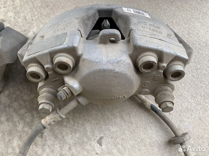 Суппорт передний Audi a6 c7