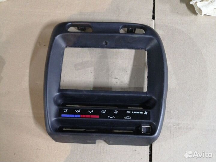 Центральная консоль suzuki baleno