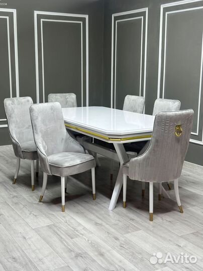 Стол и стулья в гостиную.Оплата при получении