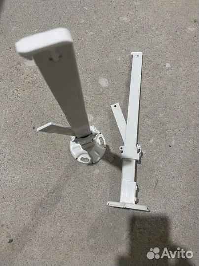 Кронштейн для батареи