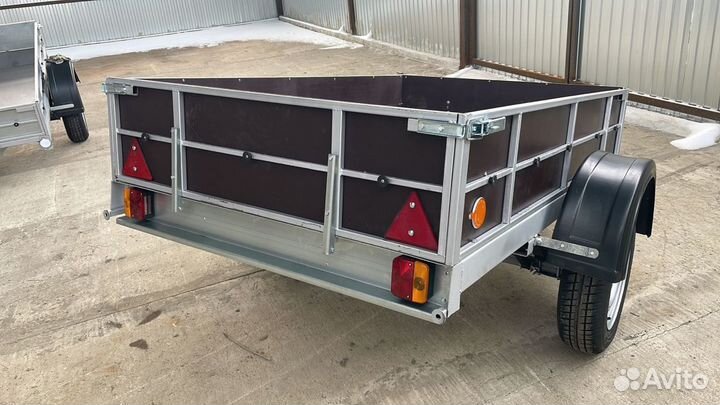 Прицеп на легковой автомобиль