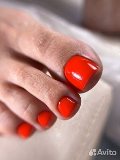 Маникюр, педикюр ногтей, ремонт, укрепление