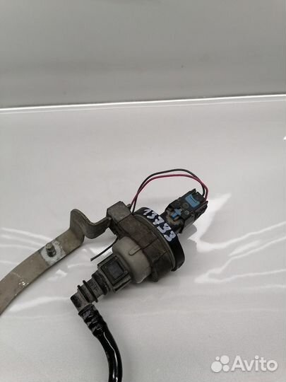 Клапан вентиляции топливного бака ваз (LADA) xray